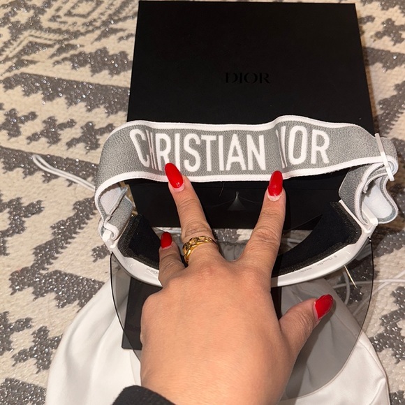 Dior Womens Club 1 Sun Visor J'ADIOR Logo Adjustable white grey - Picture 4 of 9